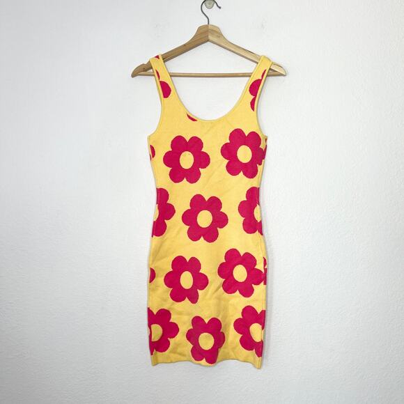 Princess Polly Yellow Floral Knit Lennon Mini Dress Women's Size Small/Medium - Picture 4 of 7